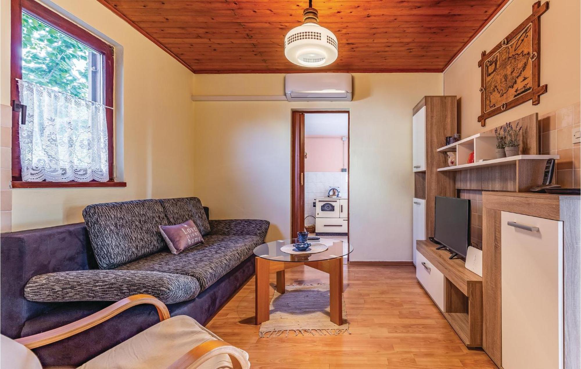 1 Bedroom Pet Friendly Home In Sisan Ngoại thất bức ảnh